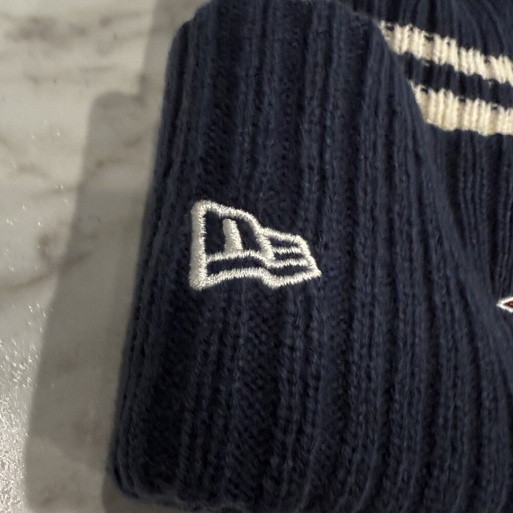 Tennessee Titans‎ Beanie Hat Youth NFL Football Pom New Era Kids Outdoors NEW - Picture 5 of 12